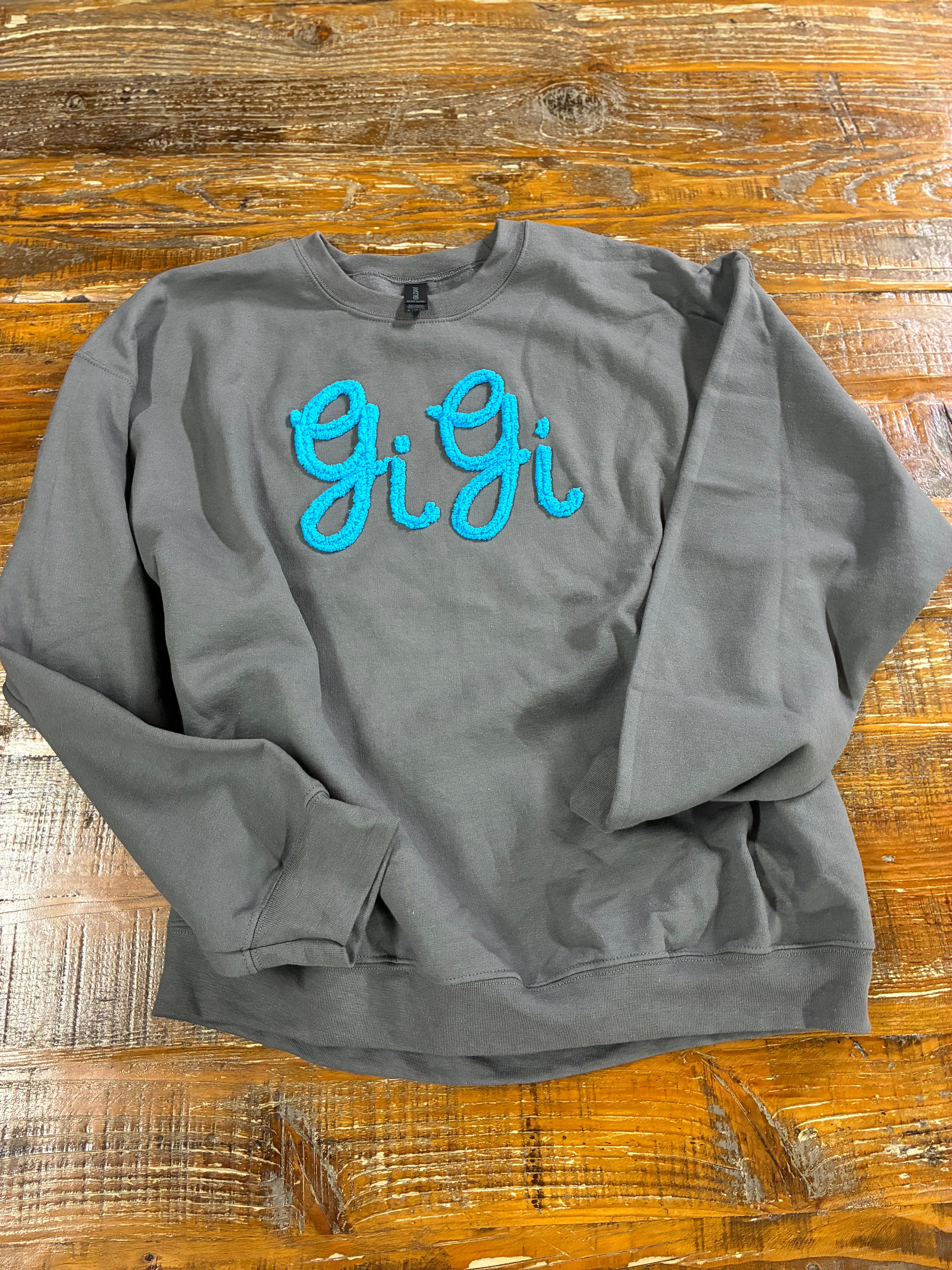 Gigi Yarn Embroidered Sweatshirt