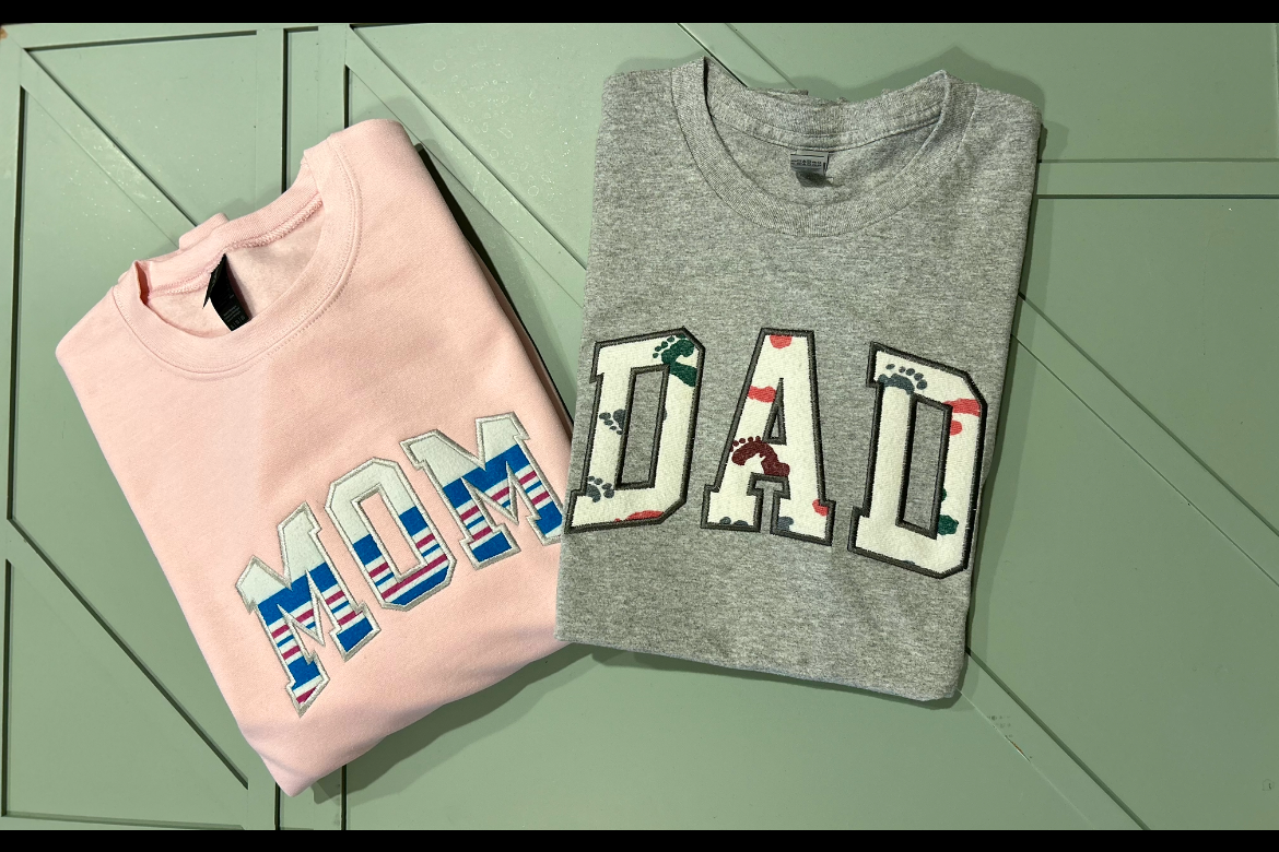 Customized Keepsake Mama/Mom/Dad or grandmother name Sweatshirt